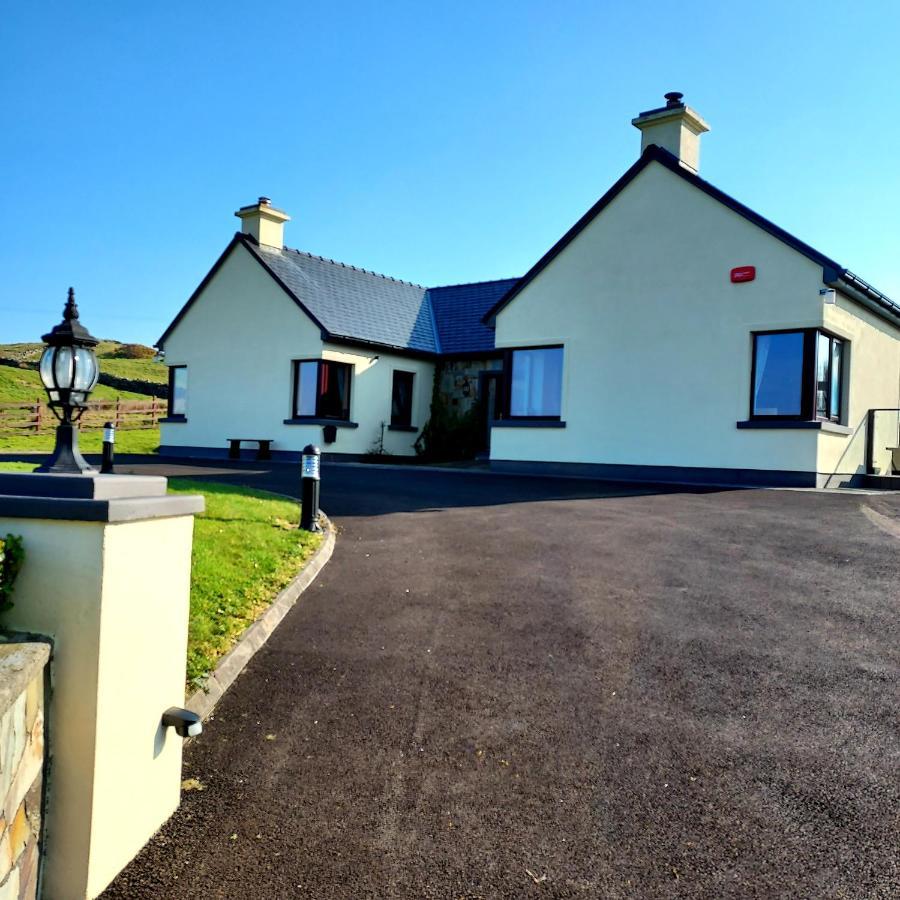 Bed and Breakfast Ros Na Gcloch Westport Exterior foto