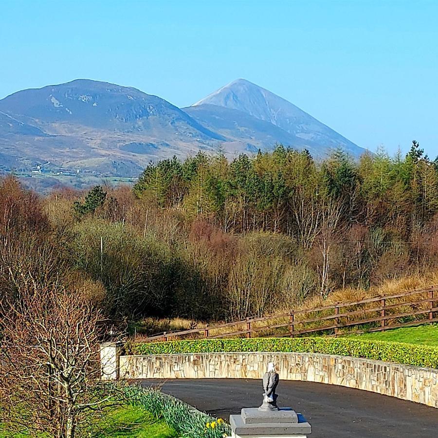 Bed and Breakfast Ros Na Gcloch Westport Exterior foto